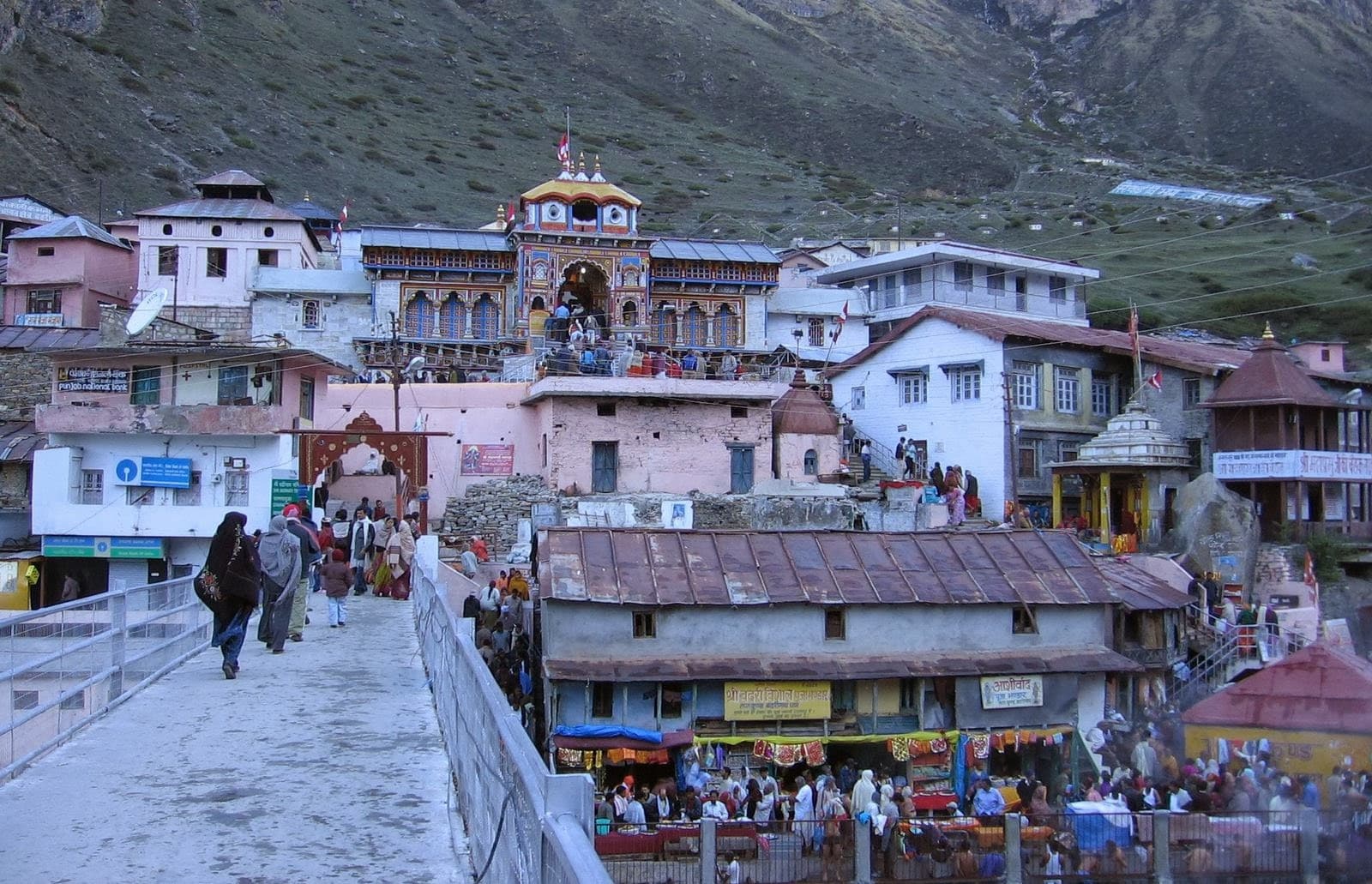 Places To Stay In Badrinath