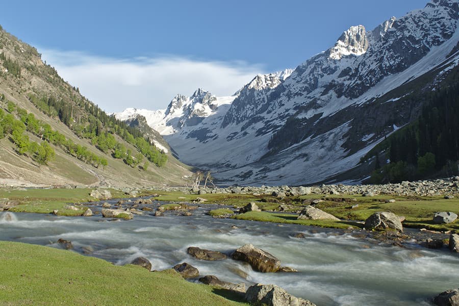 How to reach Sonamarg